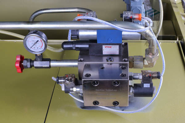 ZDP-16060高品质液压阀，质量好，在高温高压条件下长期稳定.jpg